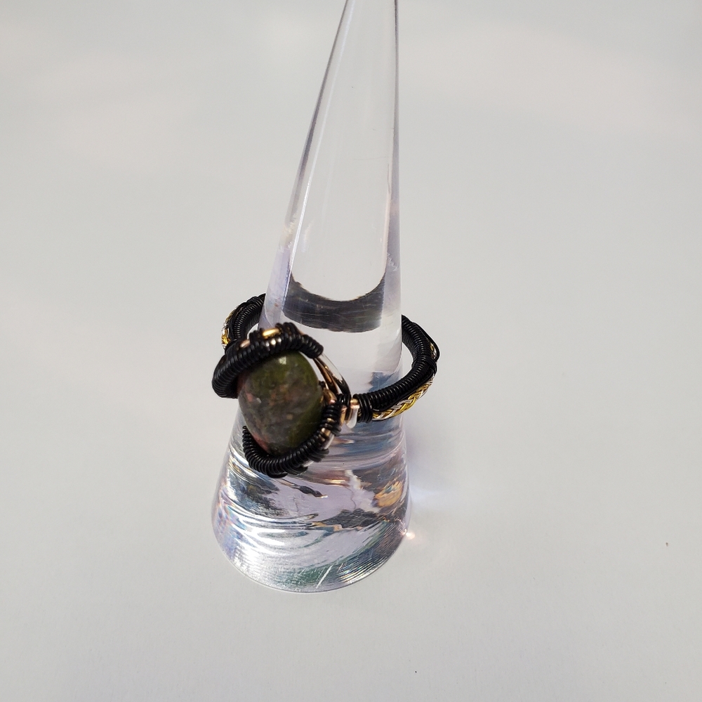 "Dragons Egg" Unakite Handmade Wire Wrap Ring - Picture 3 of 8